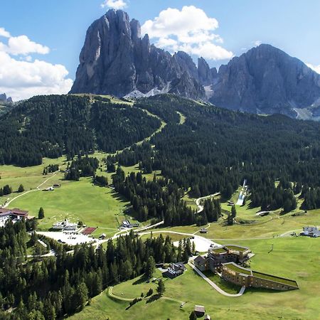 Cendevaves Alpine Silence Hotel Santa Cristina Val Gardena Ngoại thất bức ảnh